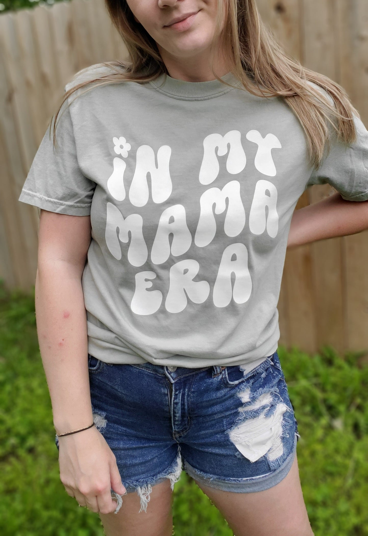 IN MY MAMA ERA Light Sage Vintage Wash Tee