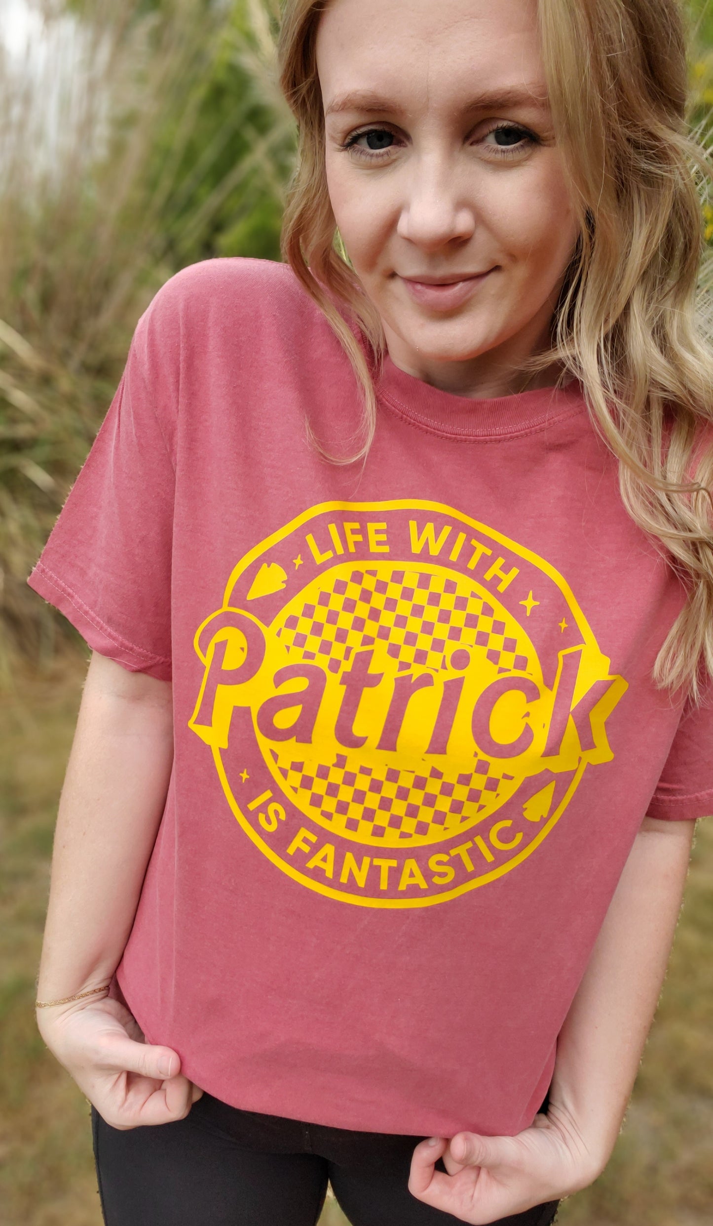 LIFE WITH PATRICK IS FANTASTIC Red Vintage Wash Short Sleeve Tee