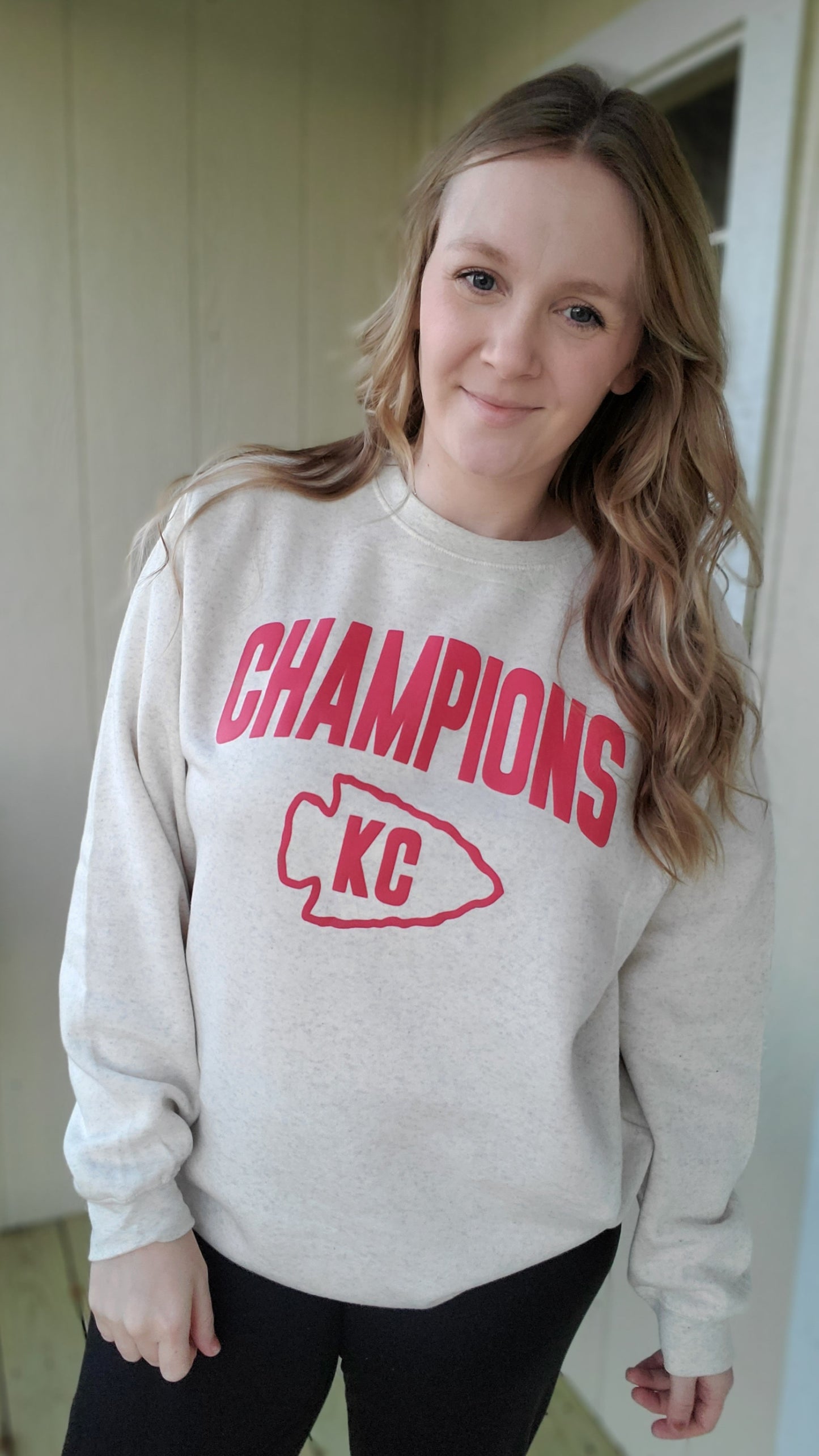 CHAMPIONS ARROW *PUFF* Heather Oatmeal Crewneck Sweatshirt