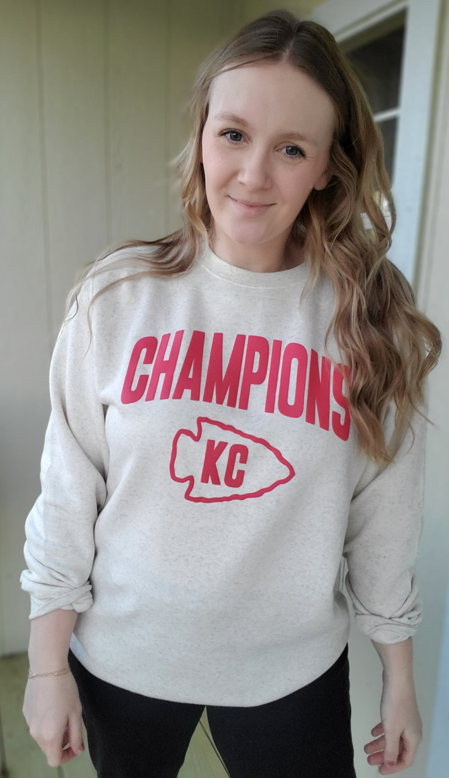 CHAMPIONS ARROW *PUFF* Heather Oatmeal Crewneck Sweatshirt