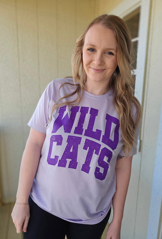 WILDCATS Distressed Arch Lavender Short Sleeve Tee