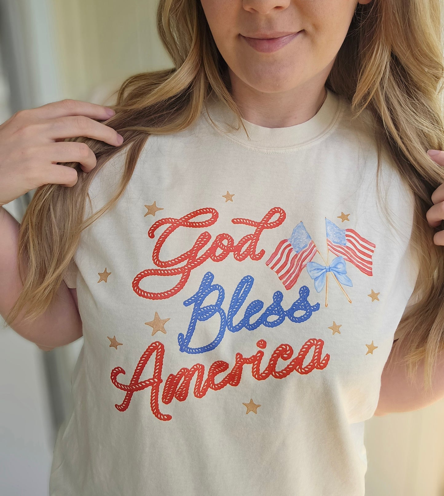 GOD BLESS AMERICA Ivory Vintage Wash Short Sleeve Tee