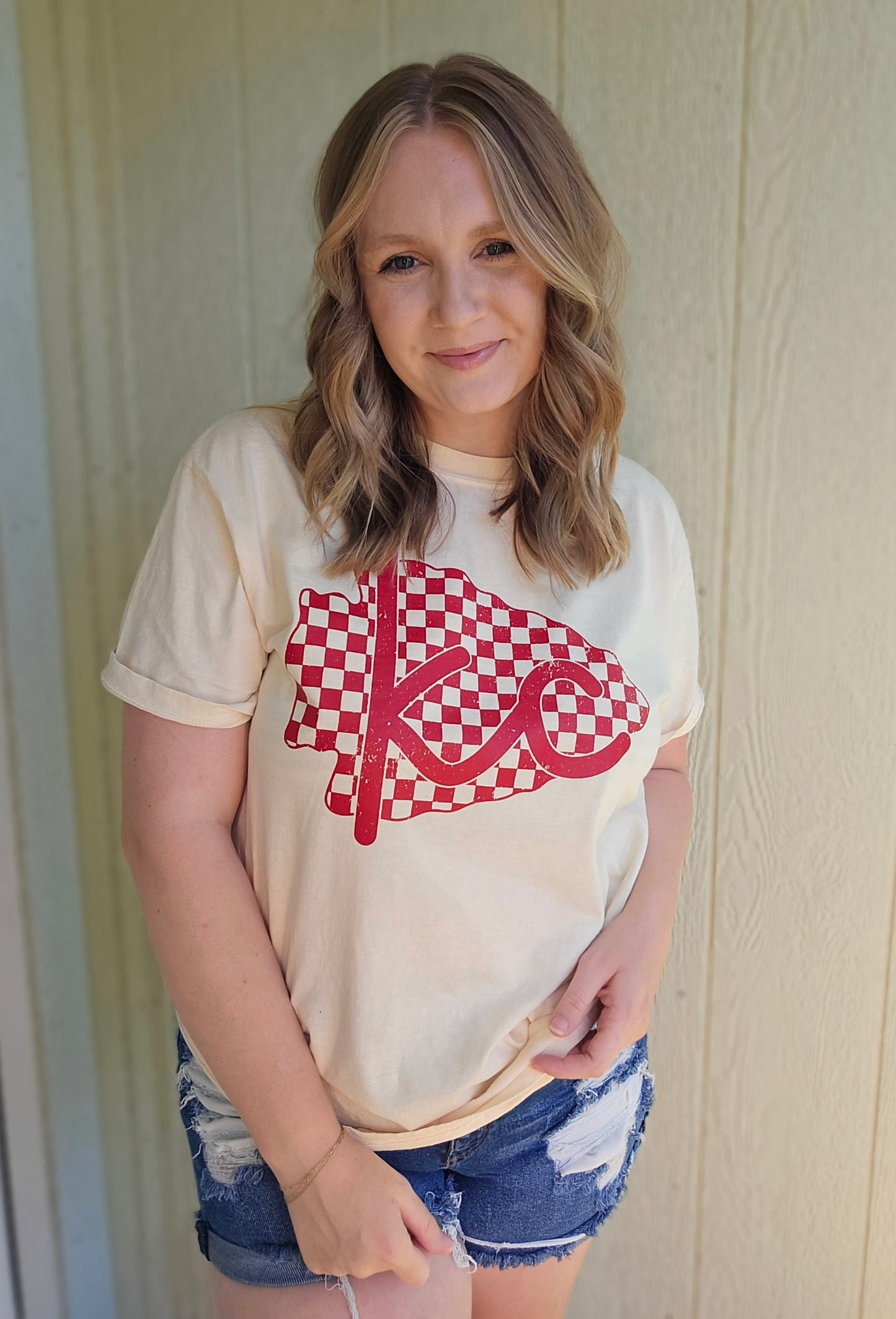 KC Checkered Arrow Ivory Vintage Wash Short Sleeve Tee