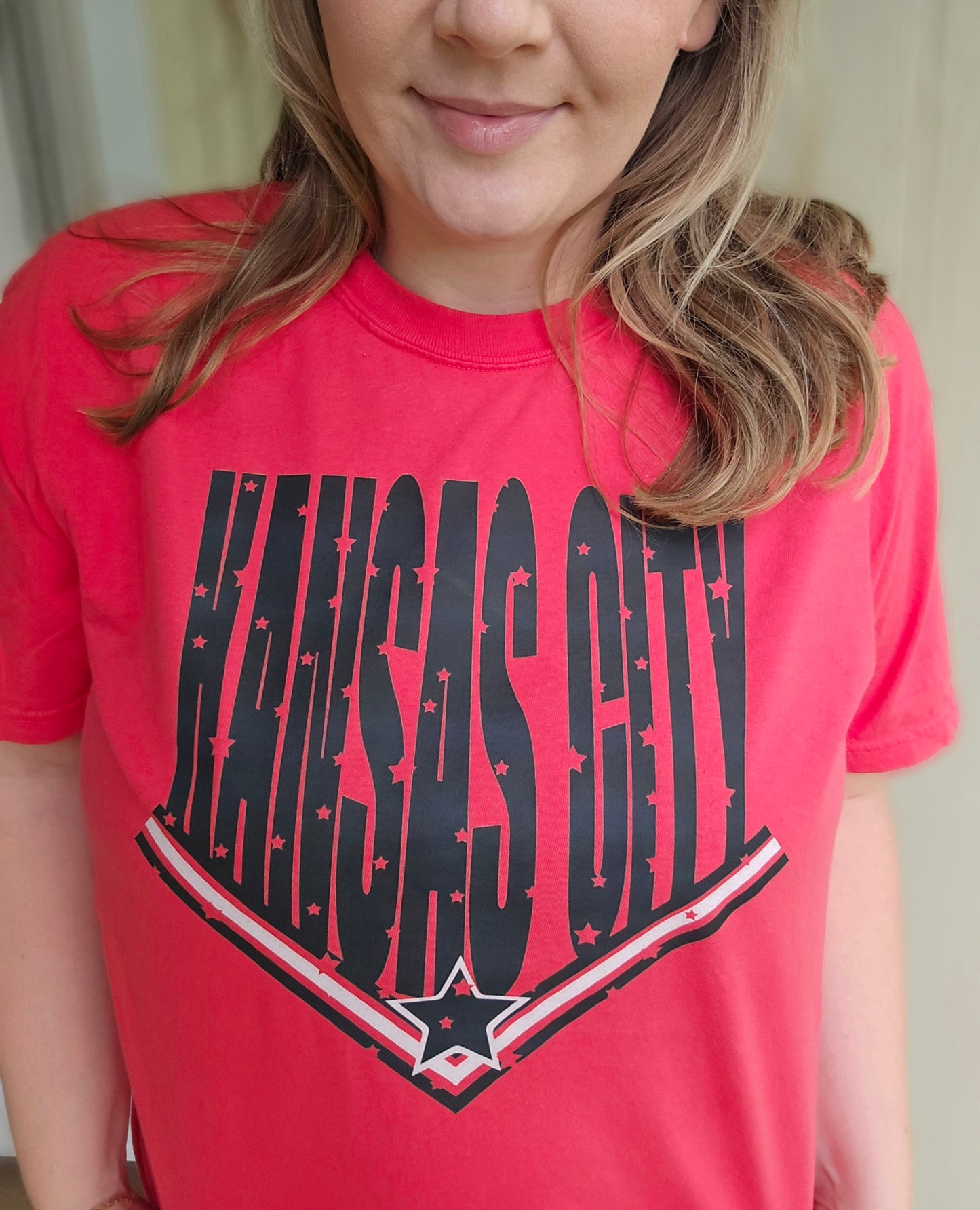 KANSAS CITY Star Neon Red Vintage Wash Short Sleeve Tee