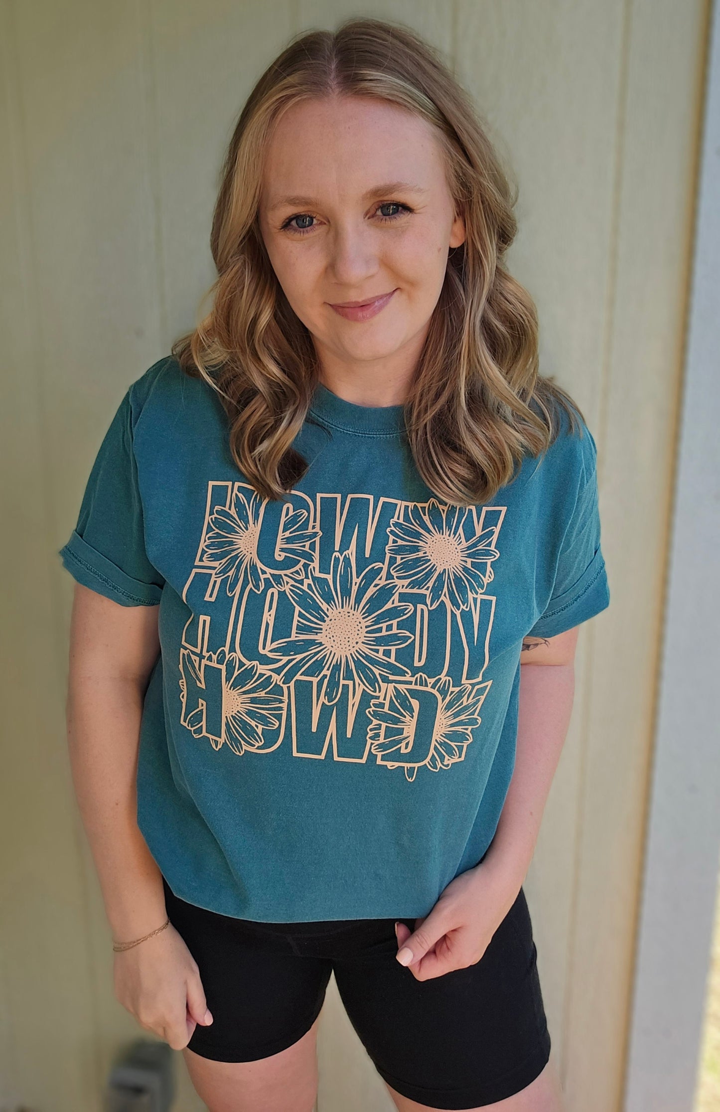 HOWDY Sunflower Green Vintage Wash Short Sleeve Tee