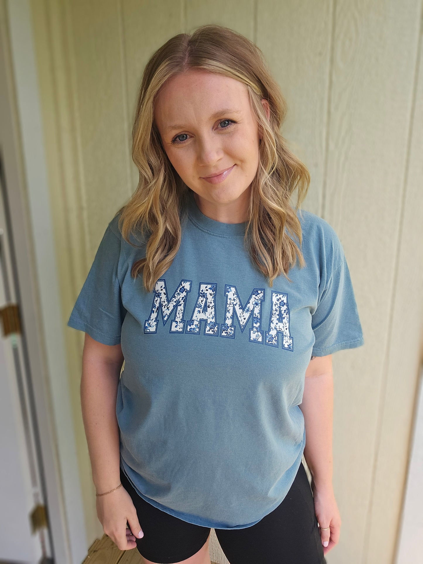 MAMA Vintage Floral Blue Vintage Wash Short Sleeve Tee