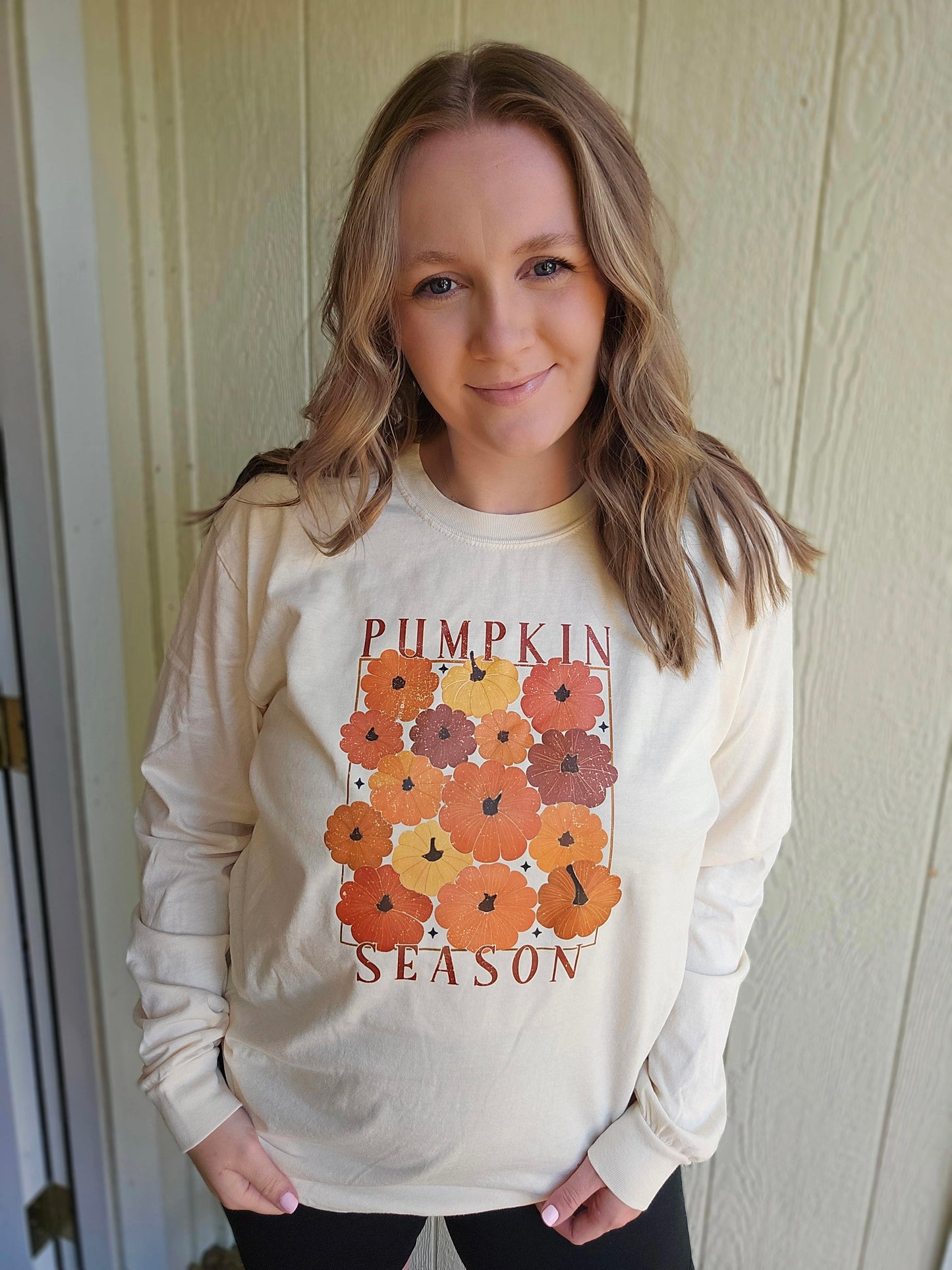 PUMPKIN SEASON Ivory Vintage Wash Long Sleeve Tee