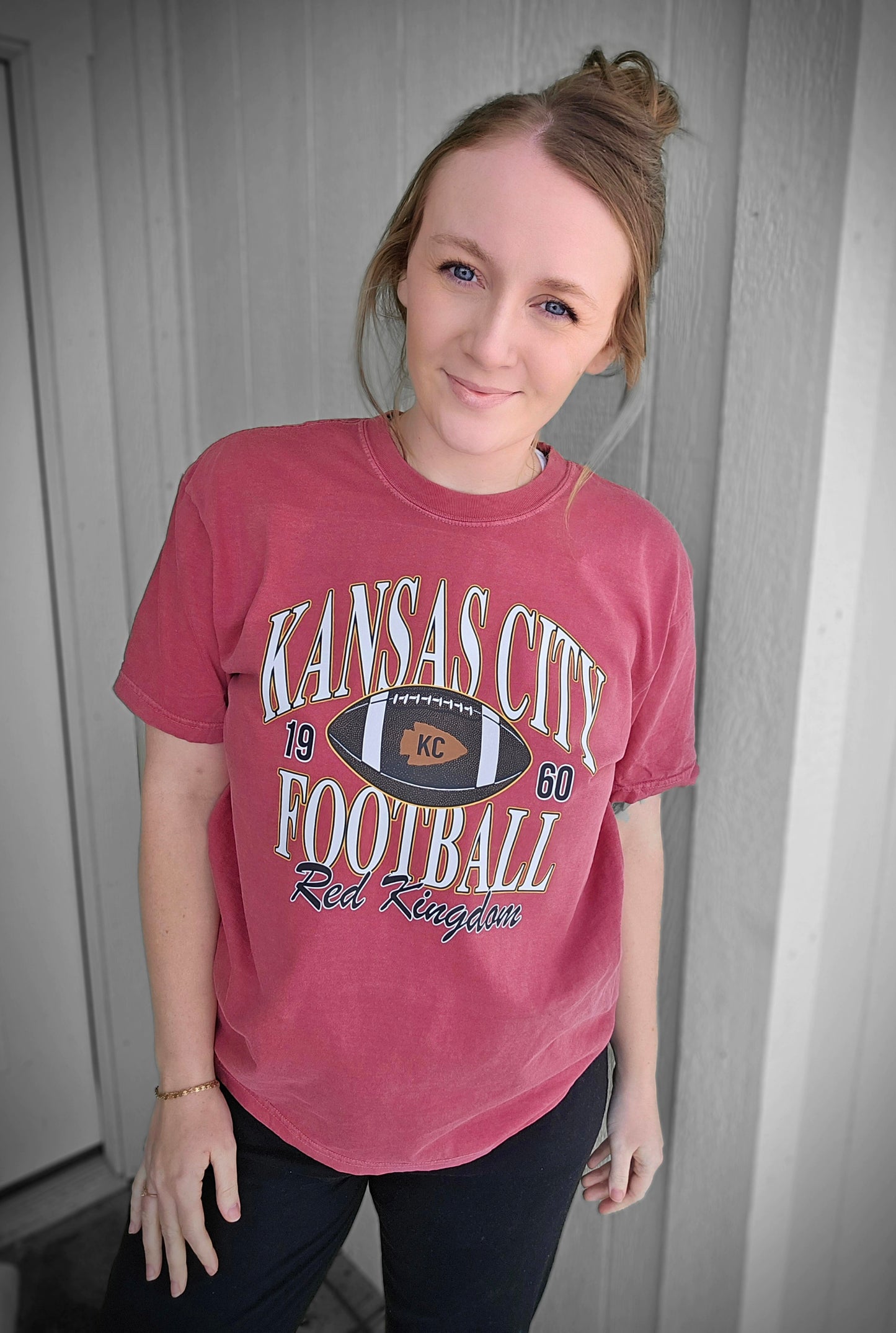 RETRO KC FOOTBALL Red Vintage Wash Short Sleeve Tee