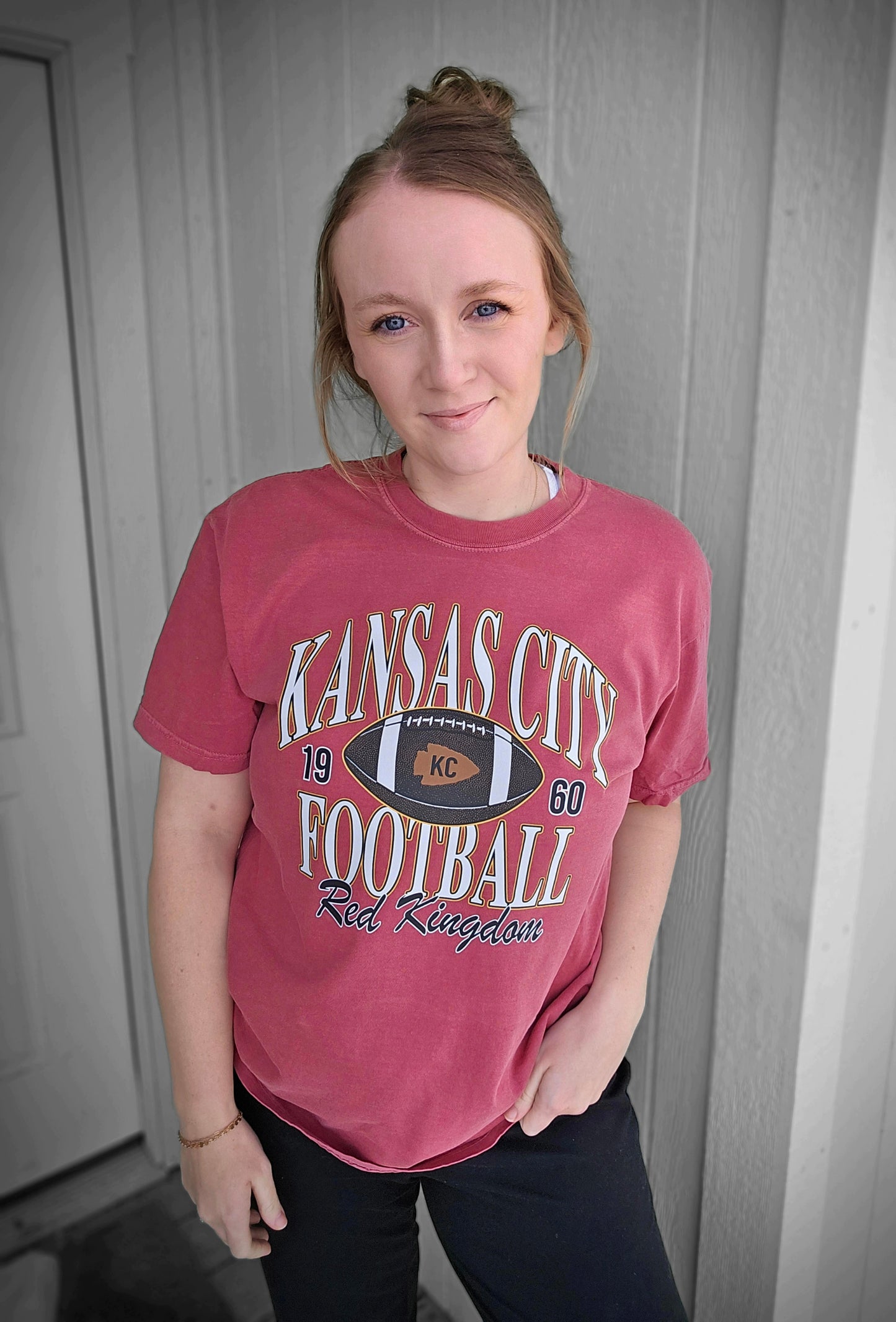 RETRO KC FOOTBALL Red Vintage Wash Short Sleeve Tee