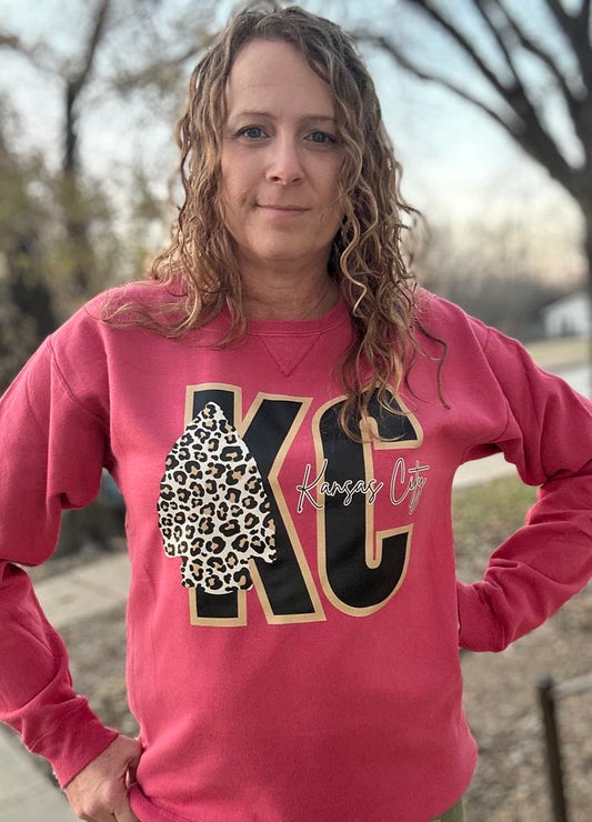 KC LEOPARD ARROW Vintage Red Crewneck Sweatshirt